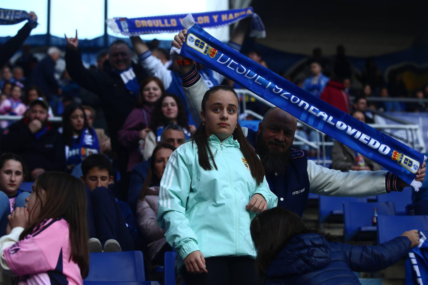 ¿Estuviste en el Real Oviedo - Villarreal B? ¡Búscate en las fotos!