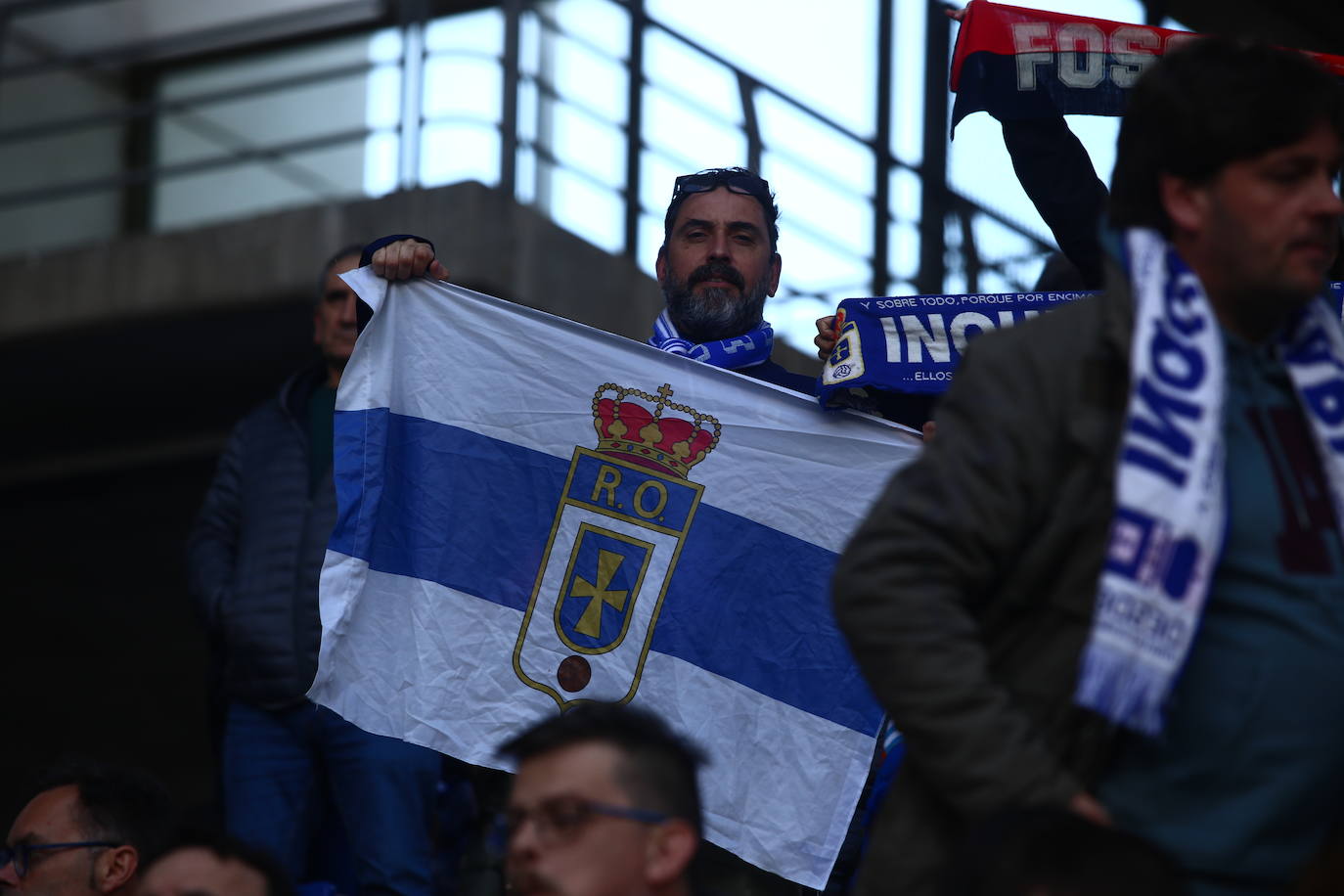 ¿Estuviste en el Real Oviedo - Villarreal B? ¡Búscate en las fotos!