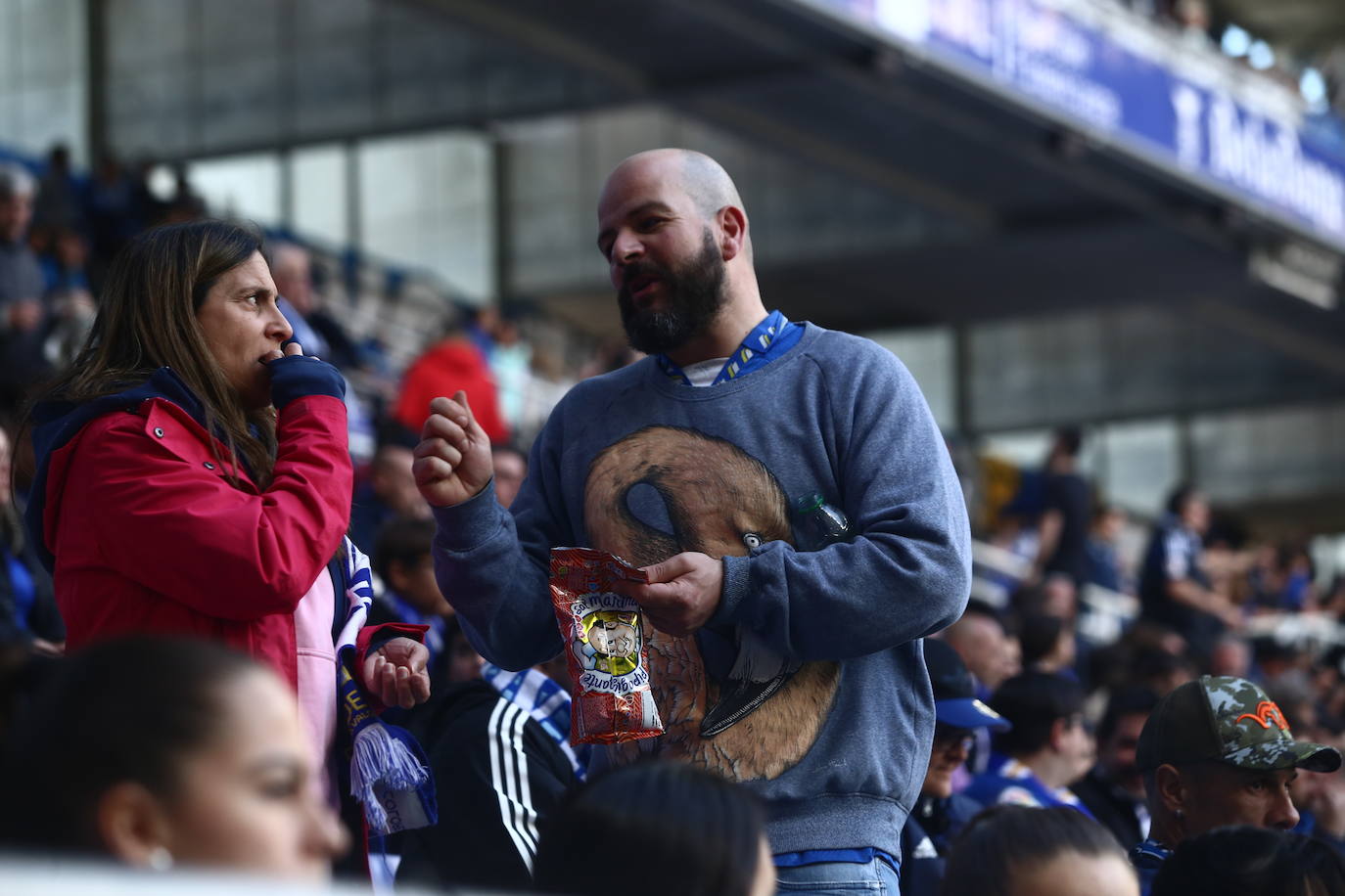 ¿Estuviste en el Real Oviedo - Villarreal B? ¡Búscate en las fotos!