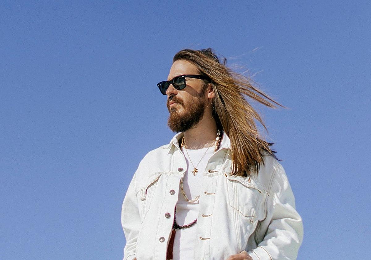 Carlos Sadness promete que el de Gijón va a ser un día divertido.