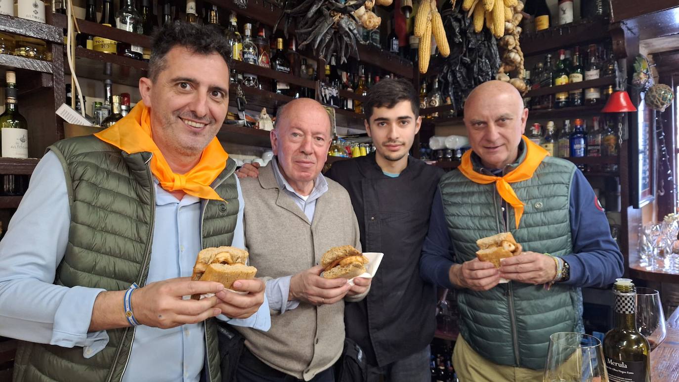 Aníbal Siñeriz, Benjamín Lebrato, Juan Rivero y José Ramón Rodríguez.