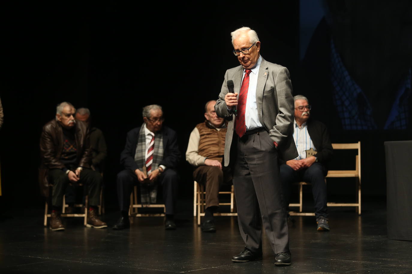 Homenaje a los primeros alcaldes asturianos de la democracia