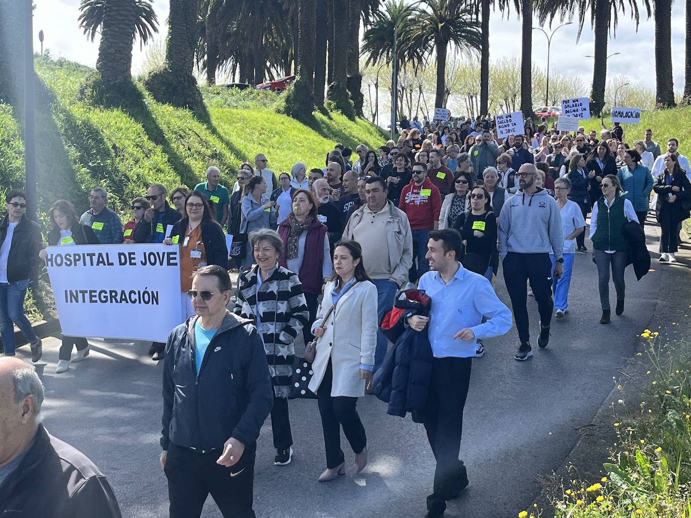 Las imágenes de la protesta de los trabajadores del Hospital de Jove