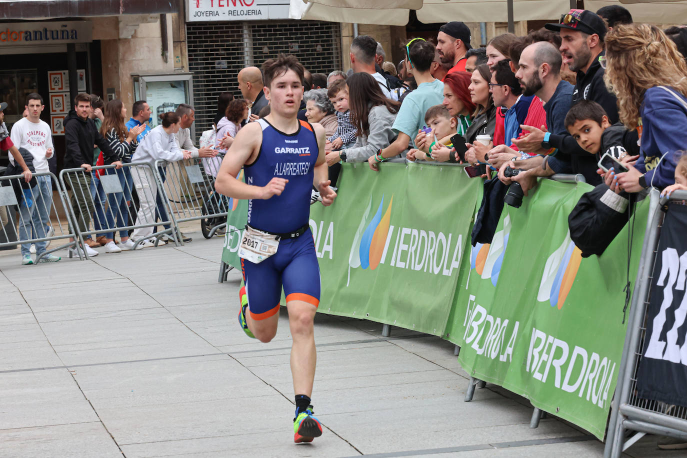 Las imágenes que deja la primera jornada del Duatlón en Avilés