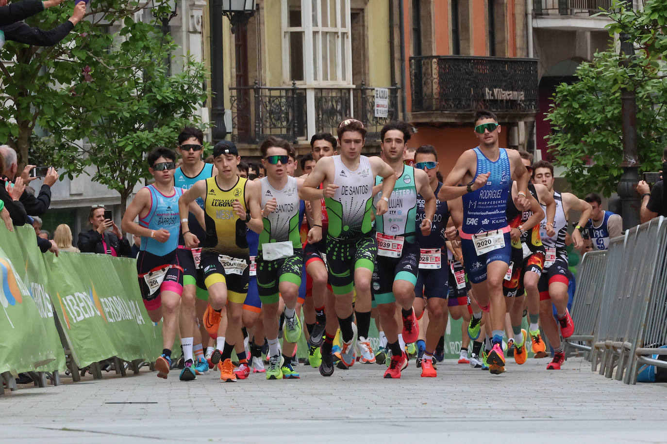 Las imágenes que deja la primera jornada del Duatlón en Avilés