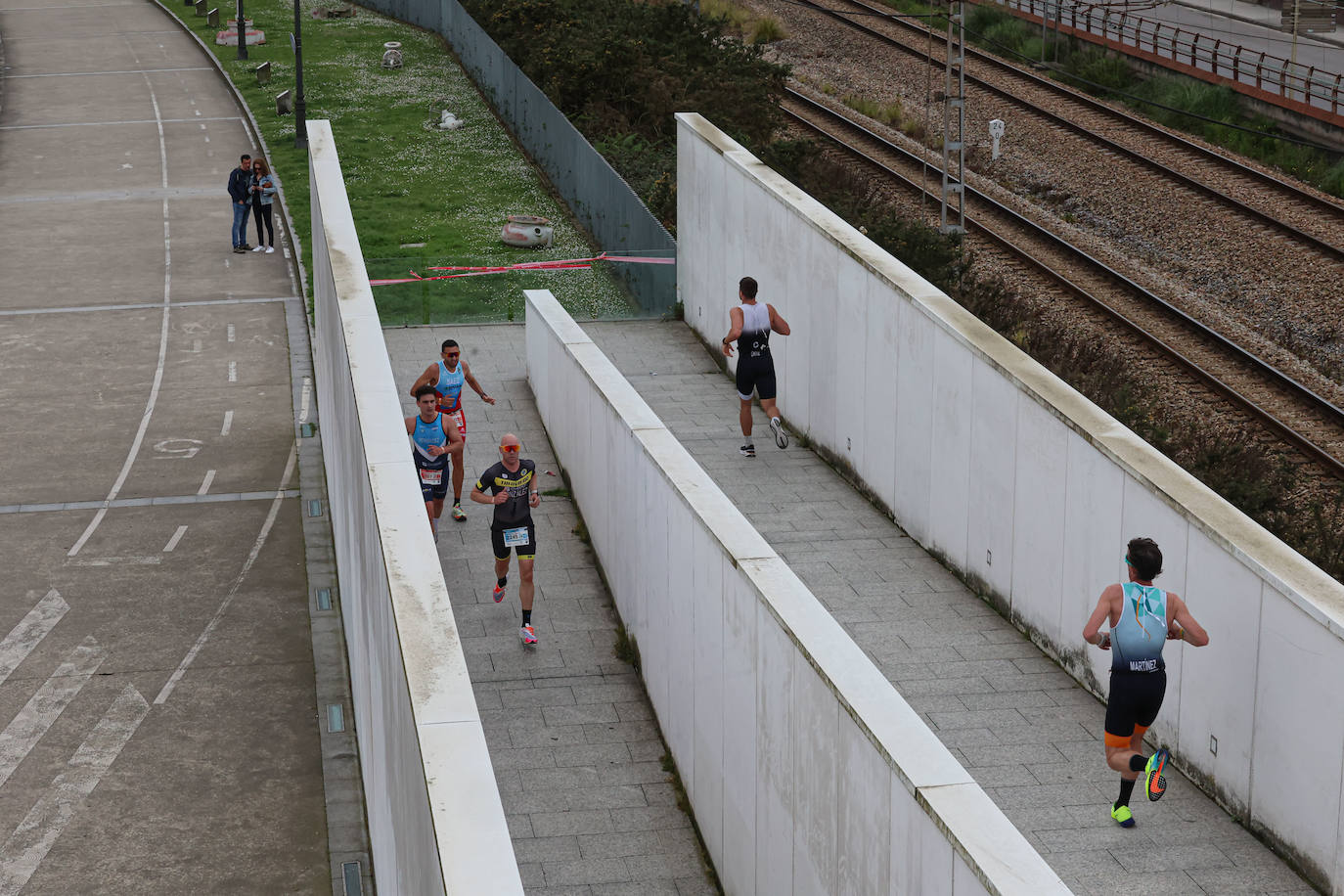 Las imágenes que deja la primera jornada del Duatlón en Avilés