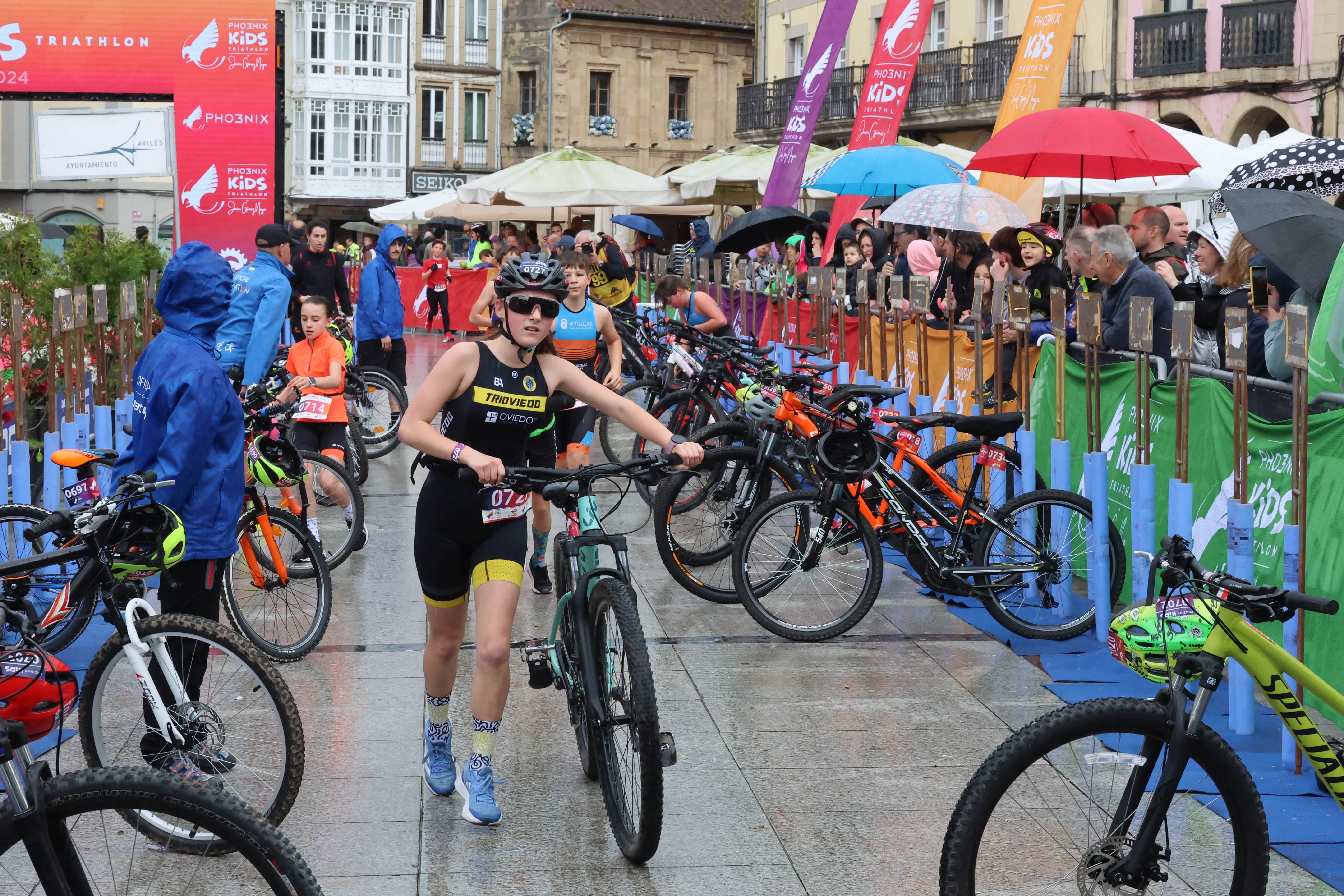 Las imágenes que deja la primera jornada del Duatlón en Avilés