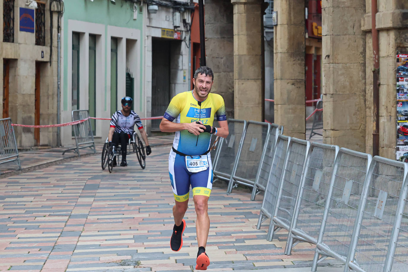 María Varo y Javier Martín vencen en el Nacional de Duatlón en Avilés