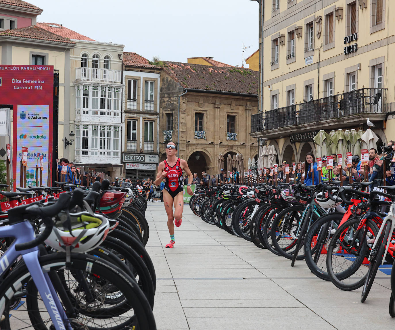 María Varo y Javier Martín vencen en el Nacional de Duatlón en Avilés