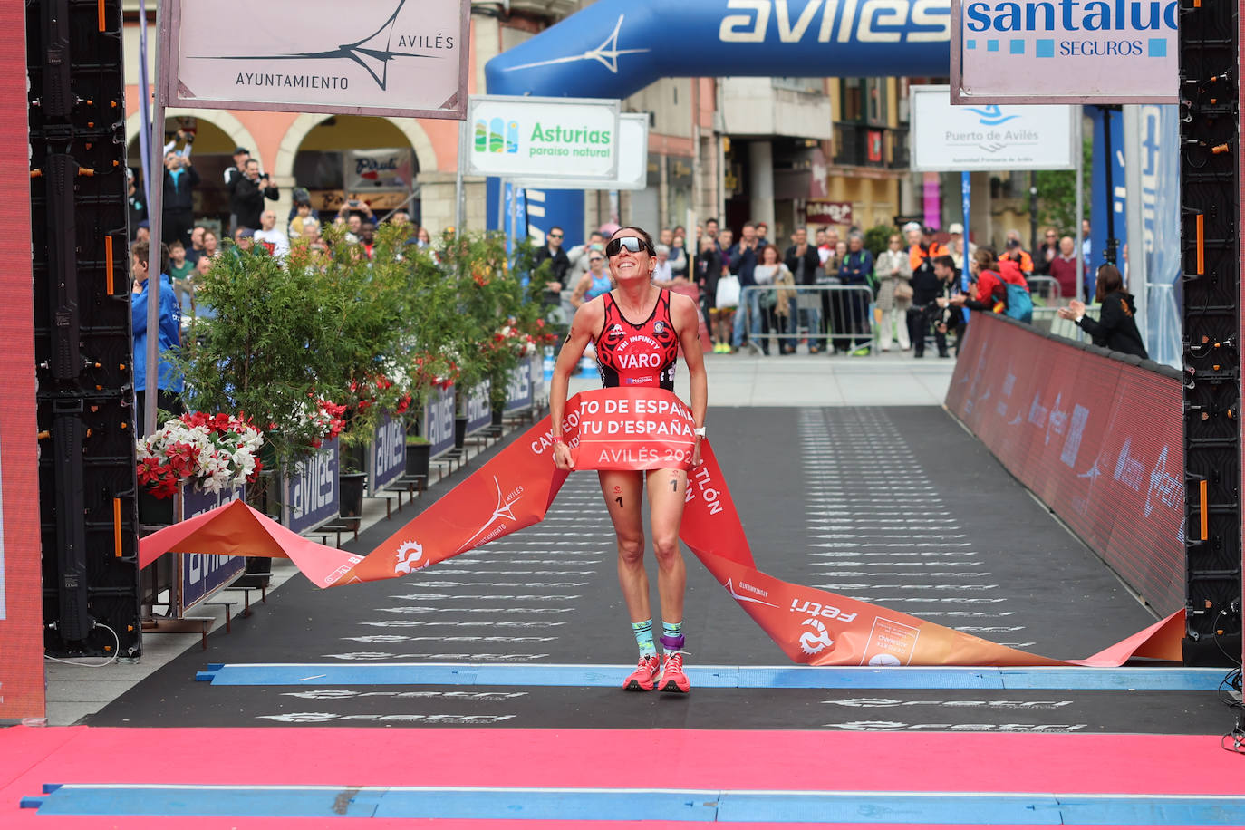 María Varo y Javier Martín vencen en el Nacional de Duatlón en Avilés