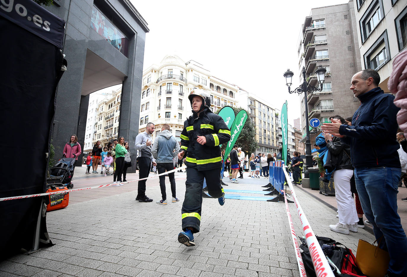 El recuerdo del bombero Eloy Palacio, muy presente en Oviedo