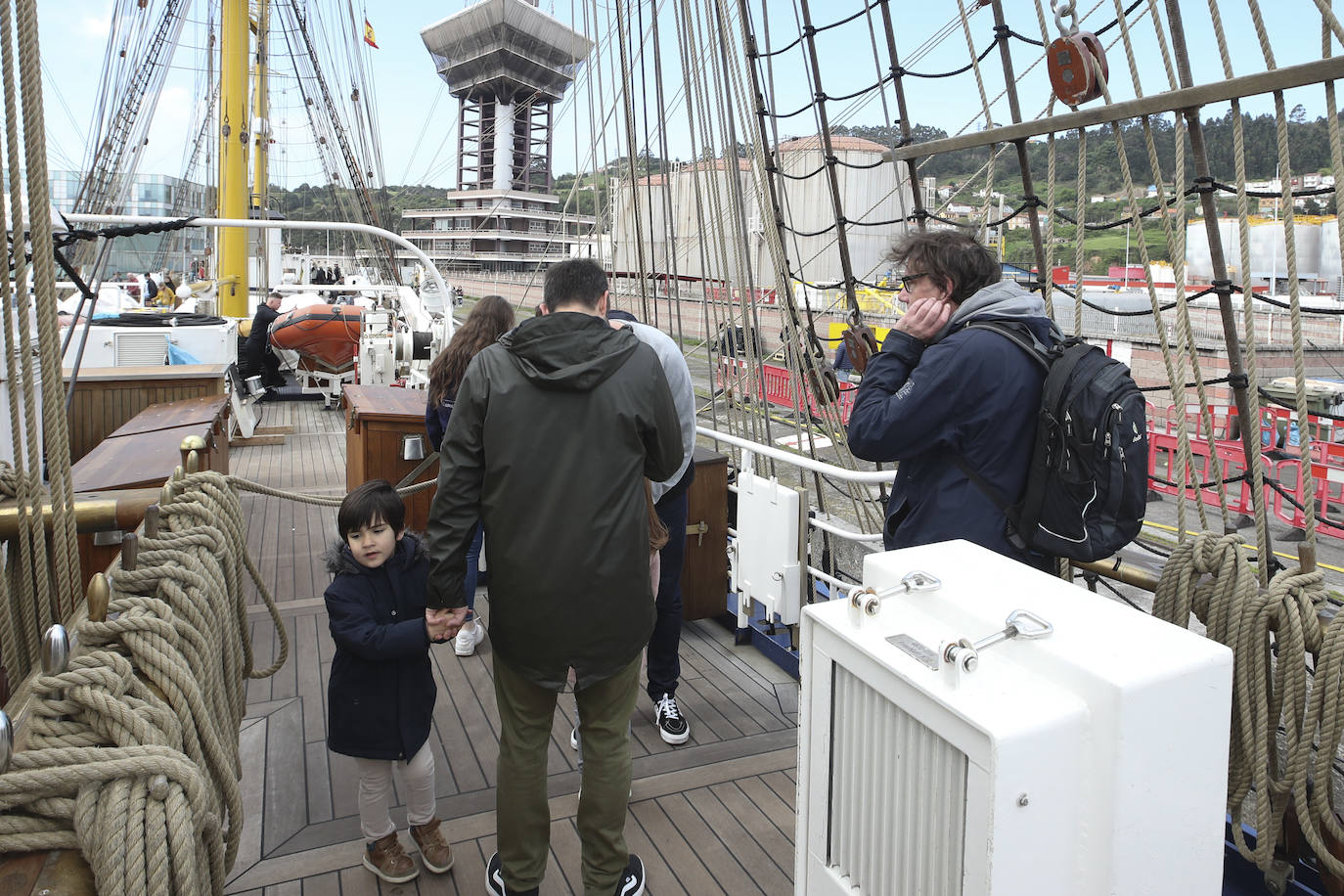 Gijón se despide del buque &#039;Gorch Fock&#039;