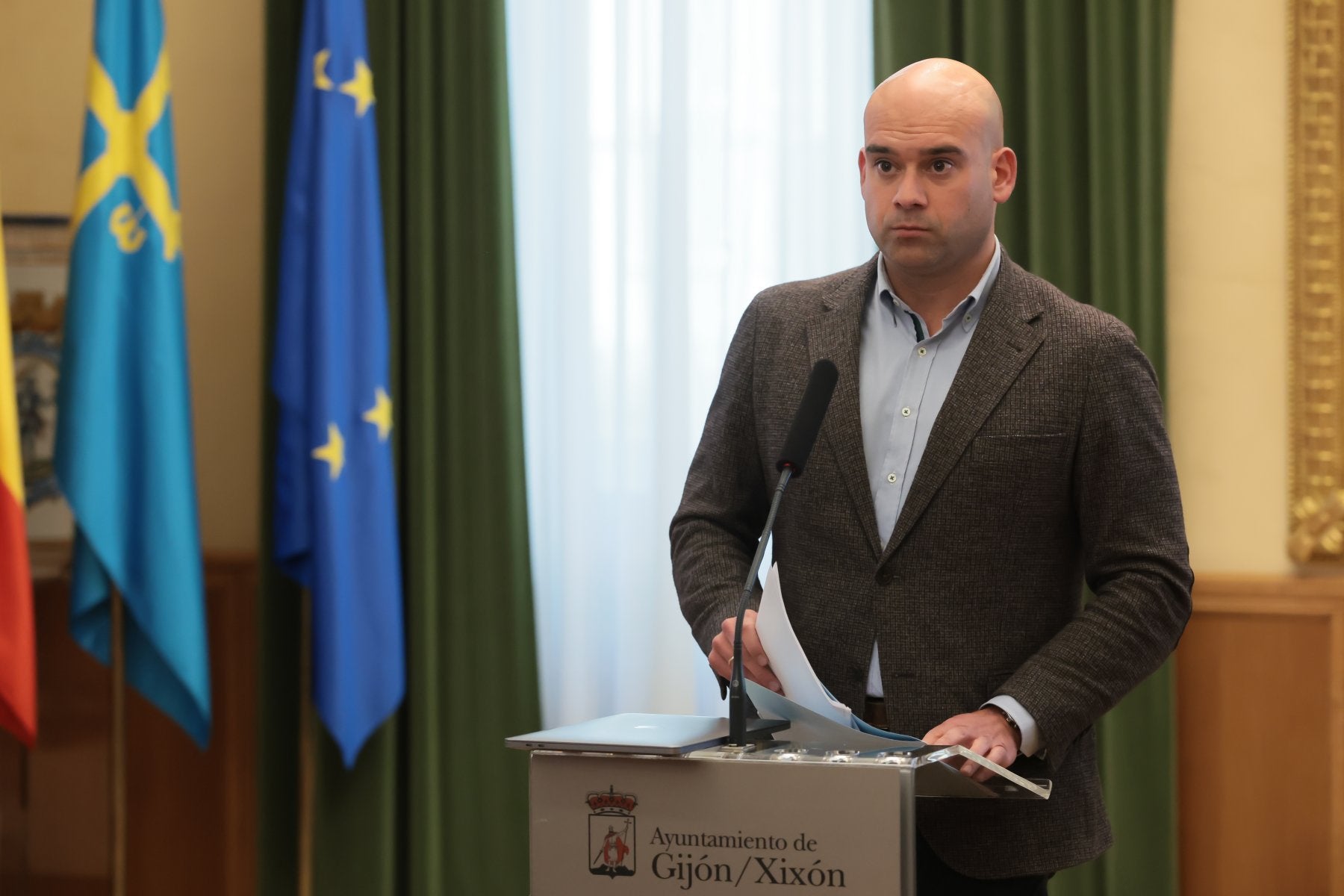 El portavoz del gobierno, Jesús Martínez Salvador.