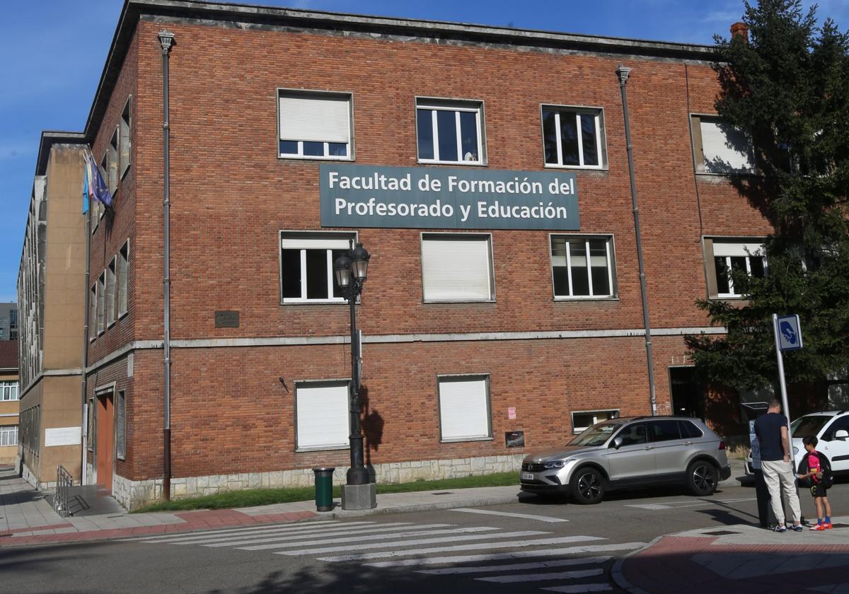 Llamaquique. La facultades de Formación al Profesorado y Educación y de Ciencias abandonarán su sede para pasar a El Cristo.