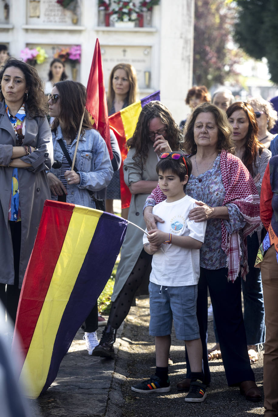 Conmemoración en Oviedo del 93 aniversario de la II República
