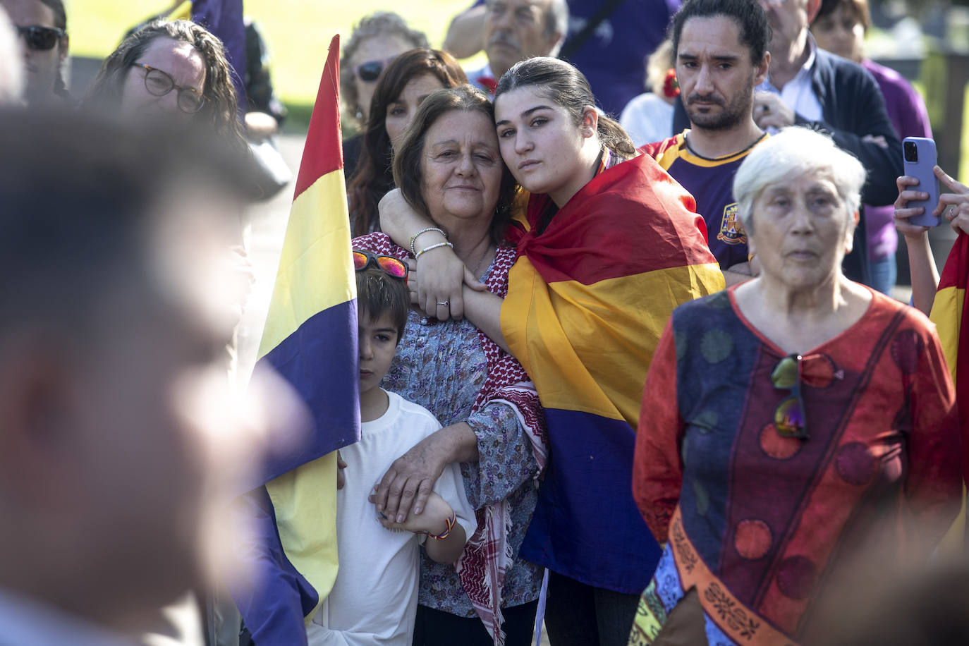 Conmemoración en Oviedo del 93 aniversario de la II República