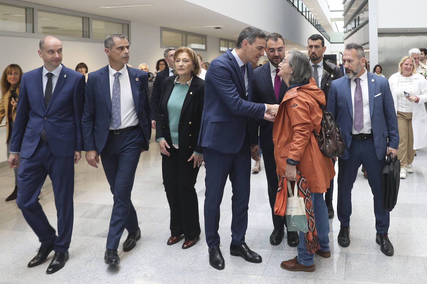 Pedro Sánchez, en Asturias: así fue su visita al HUCA