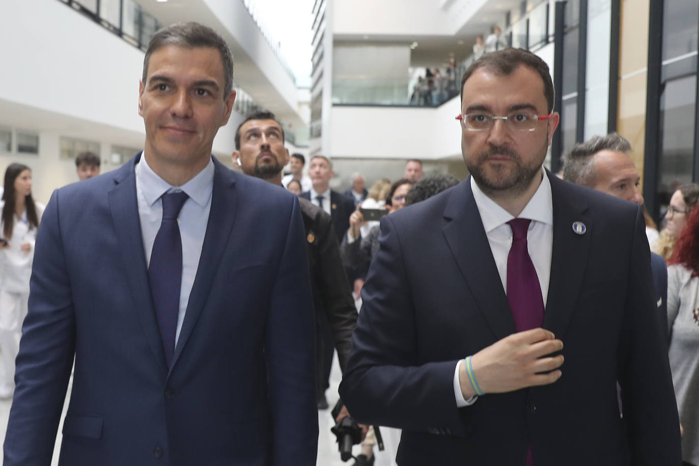 Pedro Sánchez, en Asturias: así fue su visita al HUCA