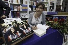 Mayte Uceda presenta su última novela en el Aula de Cultura.