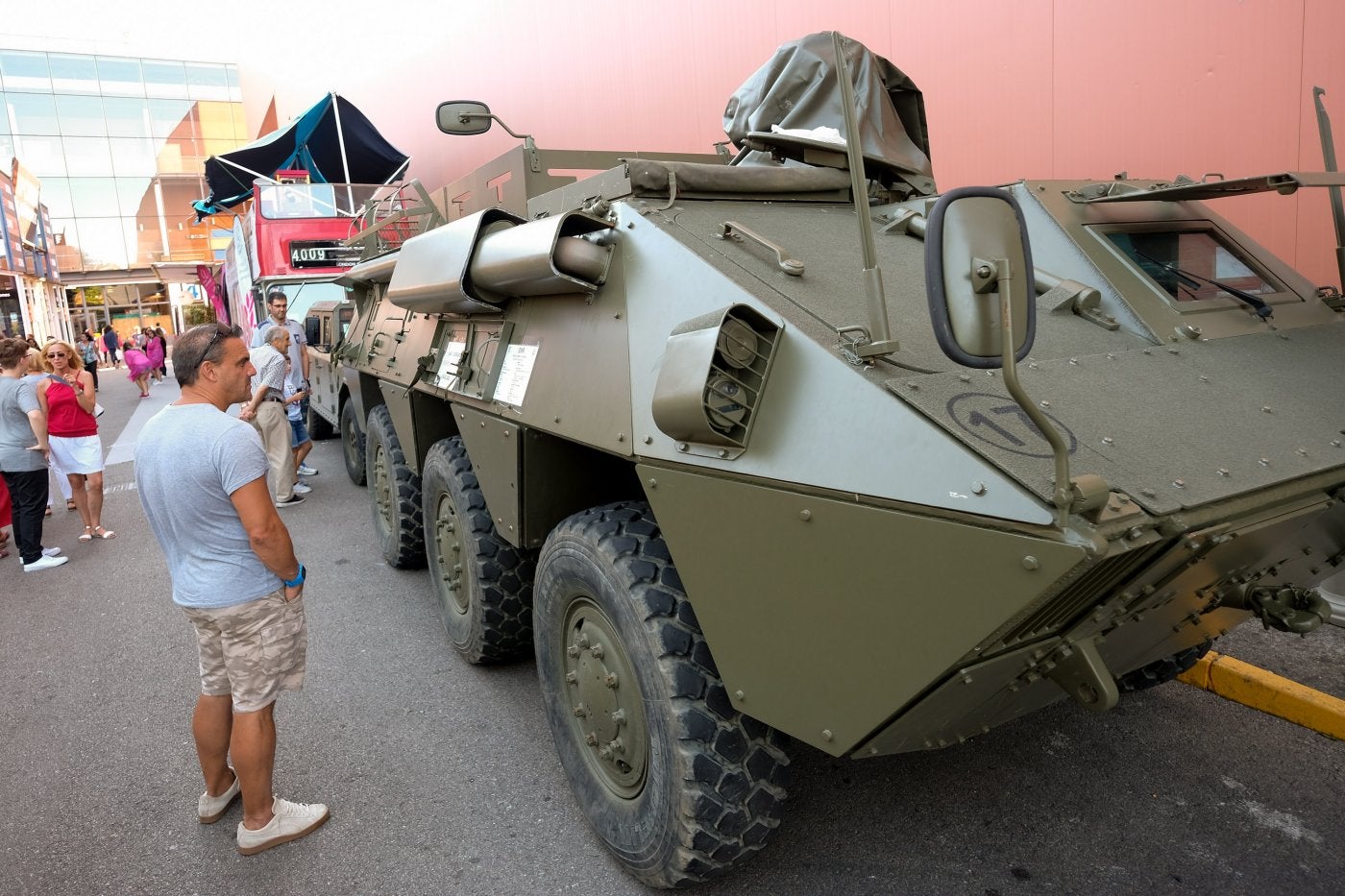 Los militares del desfile de las Fuerzas Armadas convertirán la Feria en su cuartel general