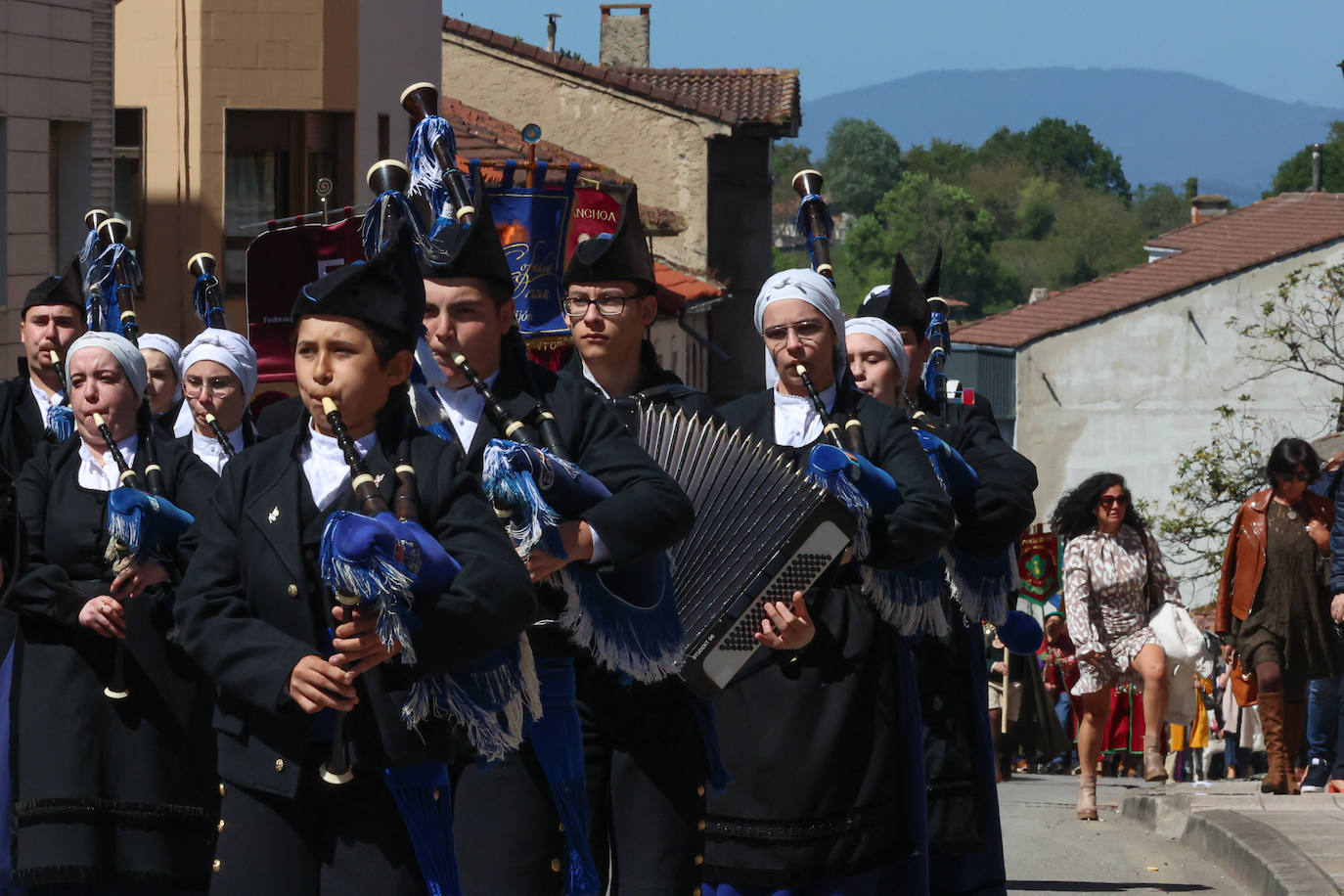 Las Fiestas del Picadillo y el Sabadiego de Noreña acaban con nuevos embajadores