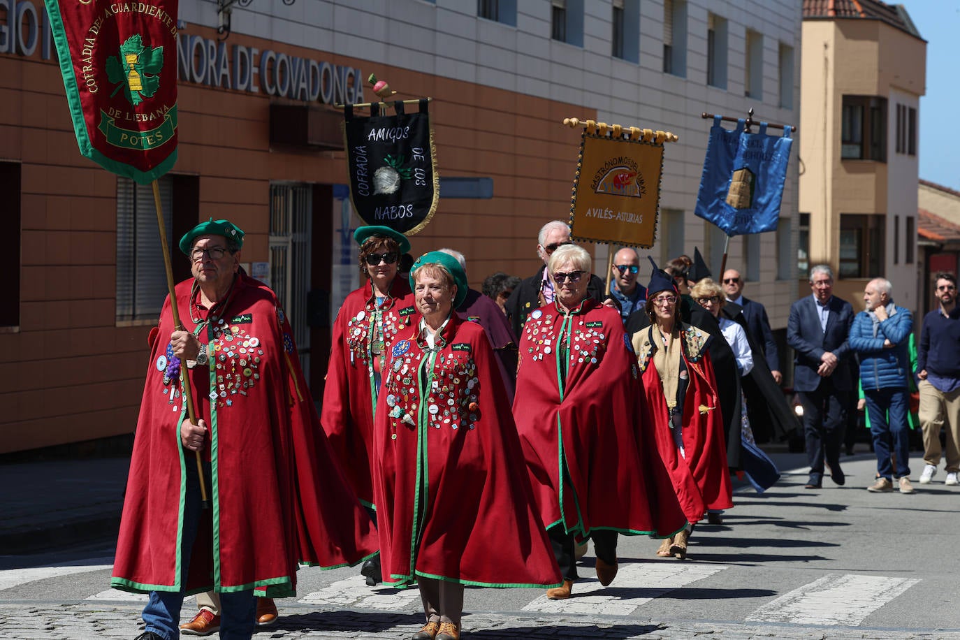 Las Fiestas del Picadillo y el Sabadiego de Noreña acaban con nuevos embajadores