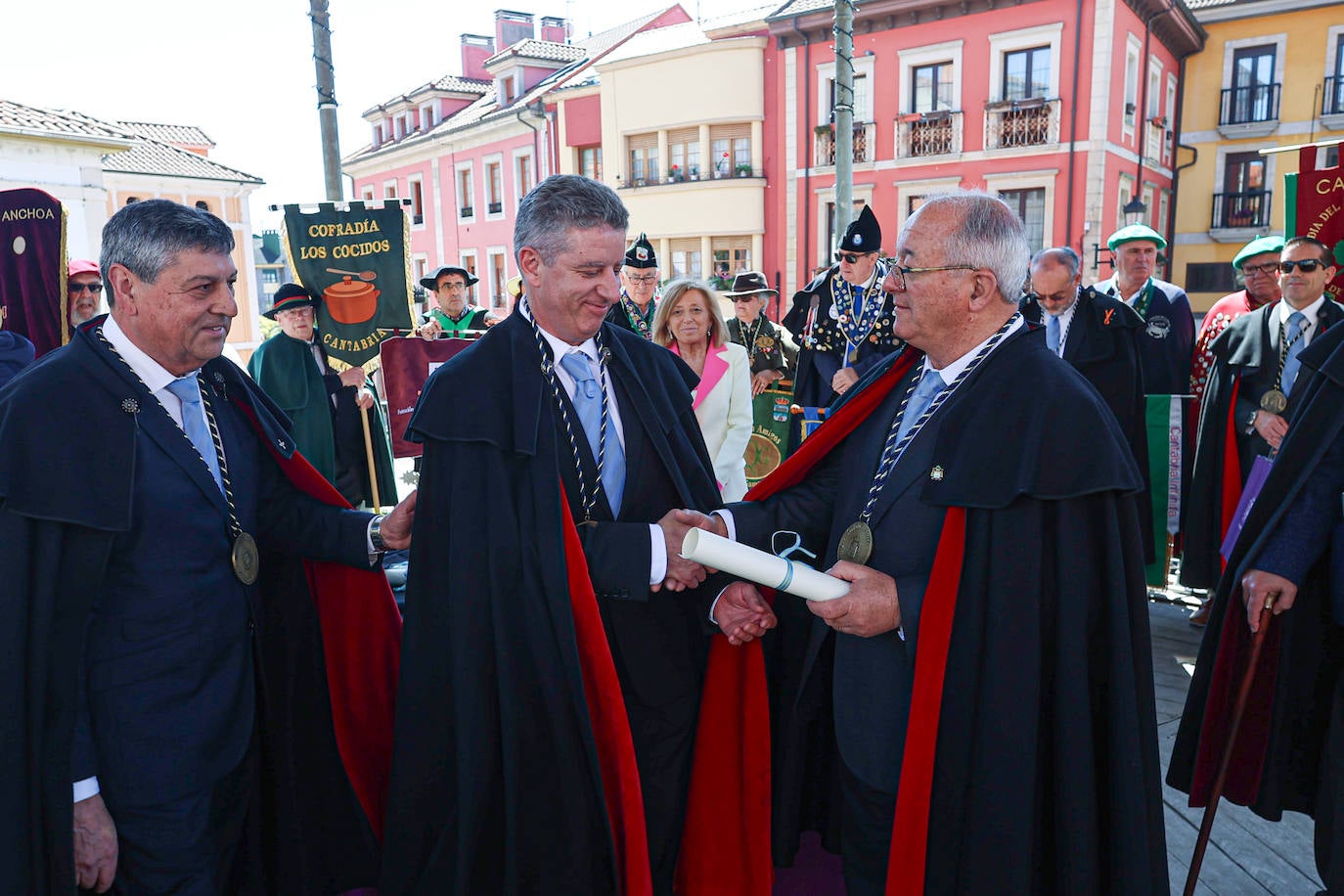 Las Fiestas del Picadillo y el Sabadiego de Noreña acaban con nuevos embajadores