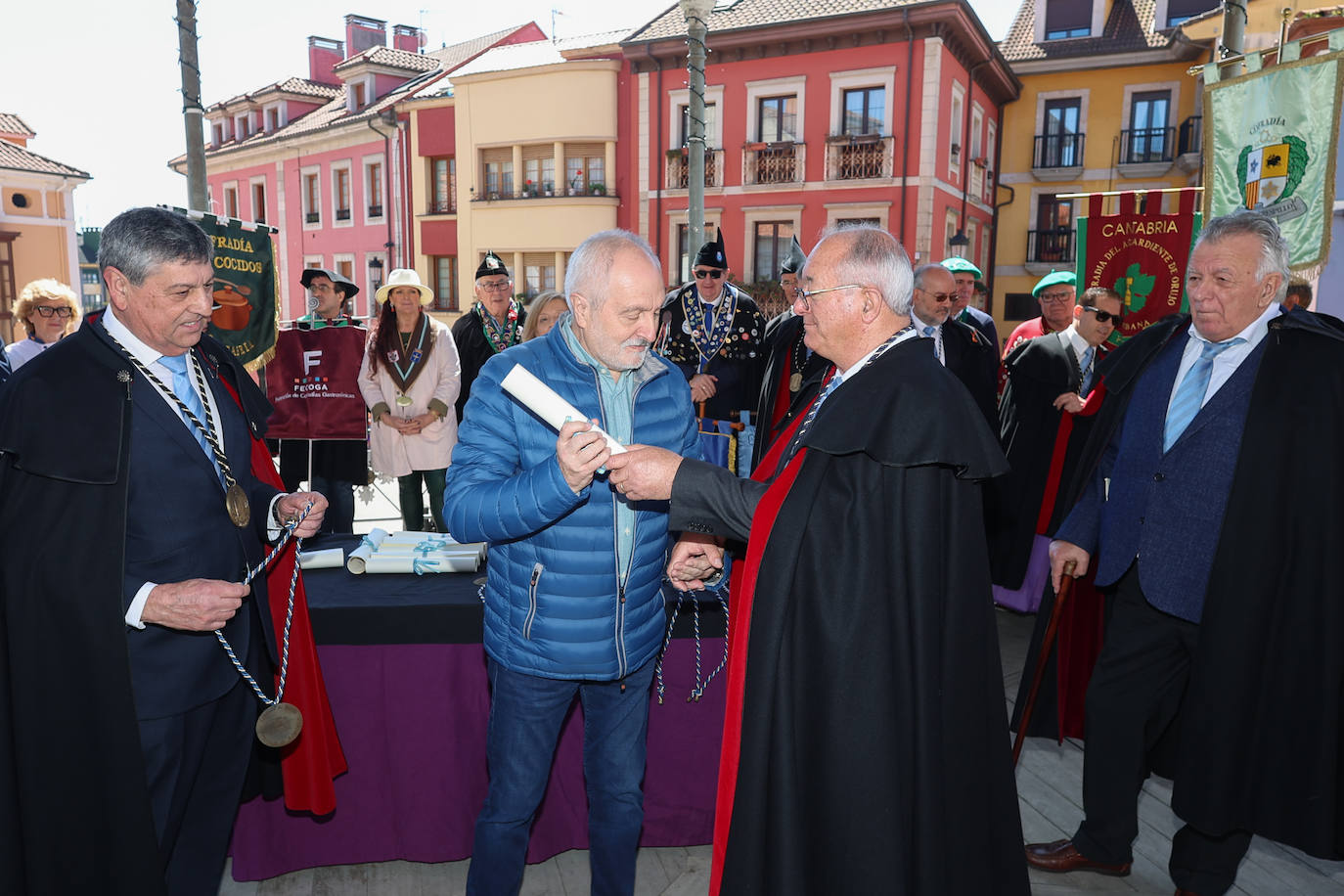 Las Fiestas del Picadillo y el Sabadiego de Noreña acaban con nuevos embajadores