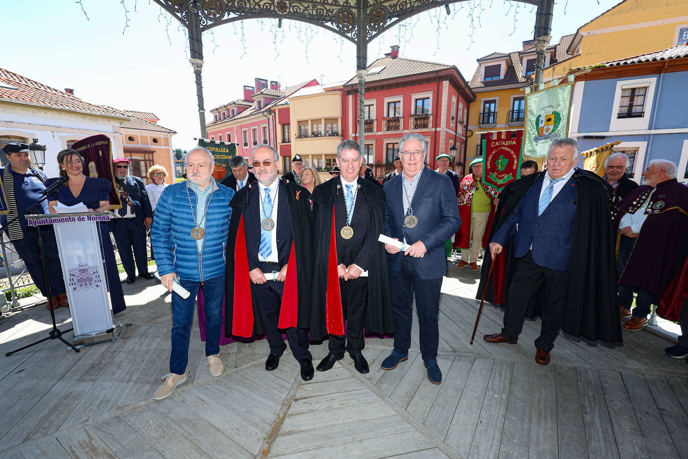 Las Fiestas del Picadillo y el Sabadiego de Noreña acaban con nuevos embajadores