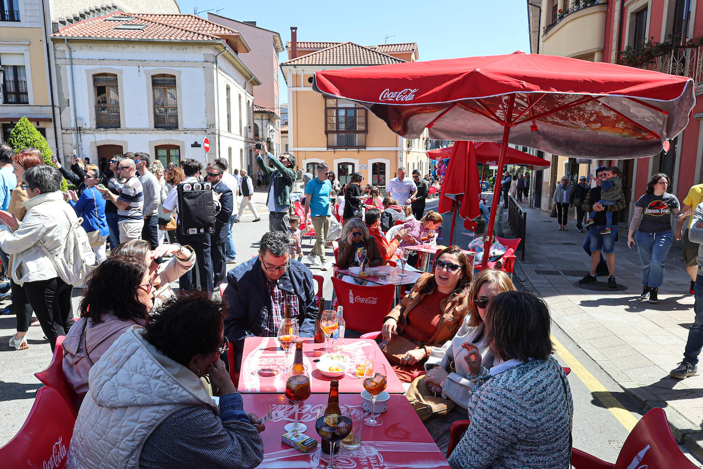 Las Fiestas del Picadillo y el Sabadiego de Noreña acaban con nuevos embajadores