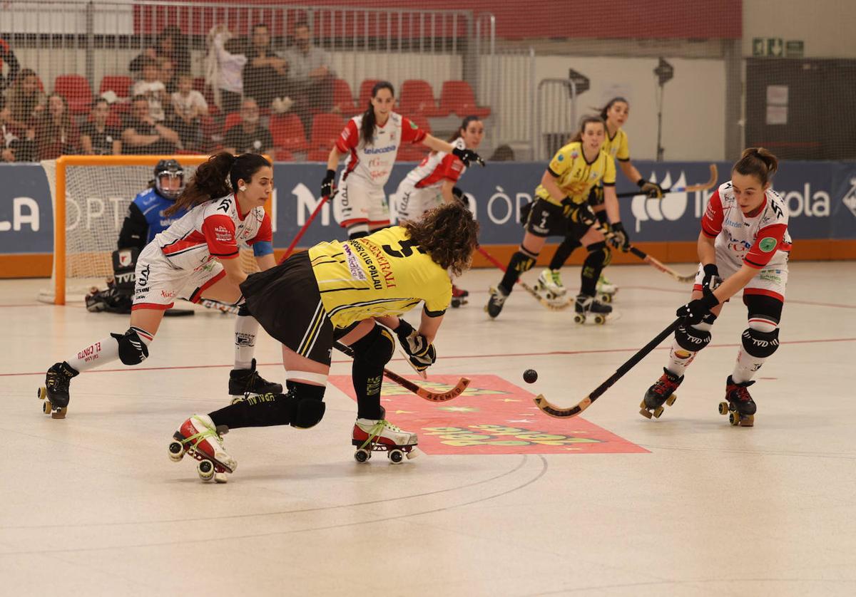 Una de las jugadas en la final de la Copa de la Reina.