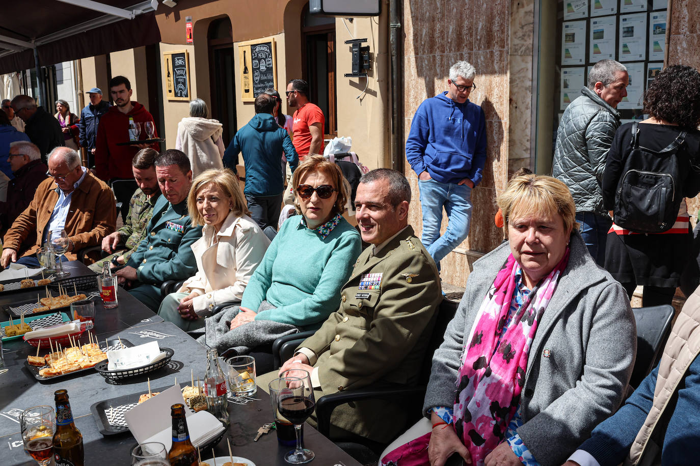 Gaitas, cornetas y tambores cierran las fiestas de Noreña