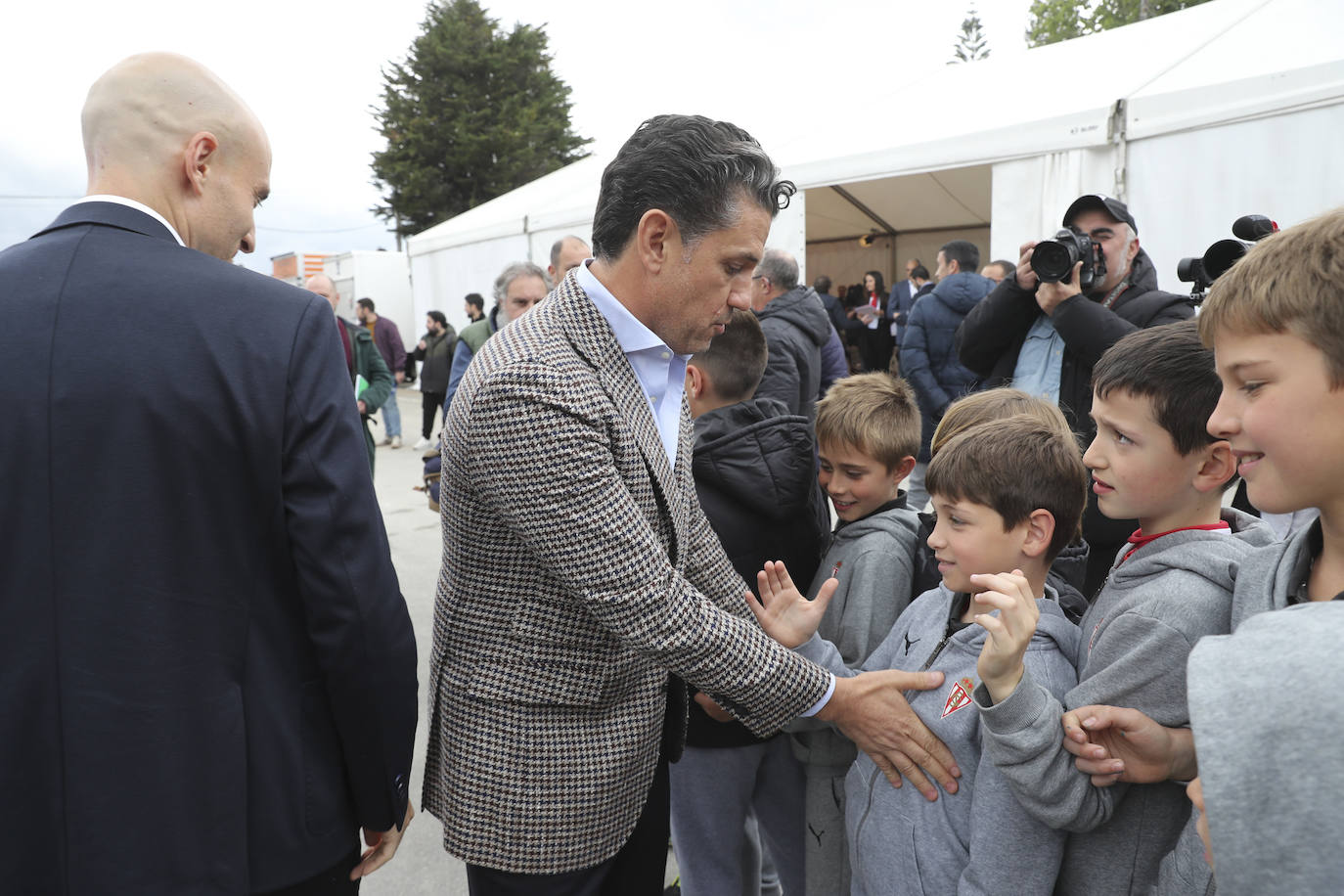 Mareo y su nueva cara: así fue la presentación de la reforma de la Escuela de Fútbol del Sporting