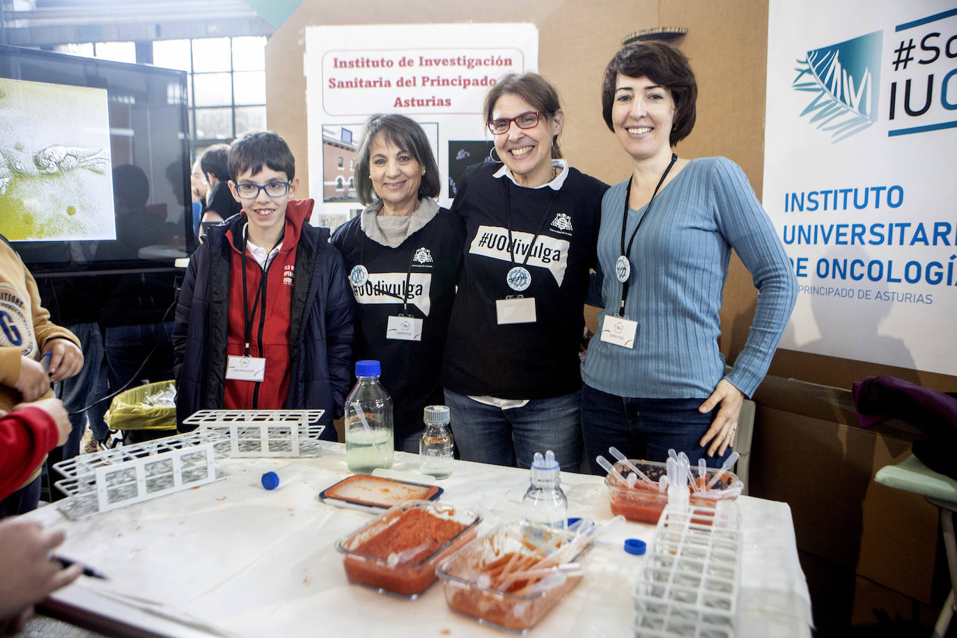 Escape room, simuladores, hologramas y cultivos bajo tierra con luces led en la Feria de la Ciencia