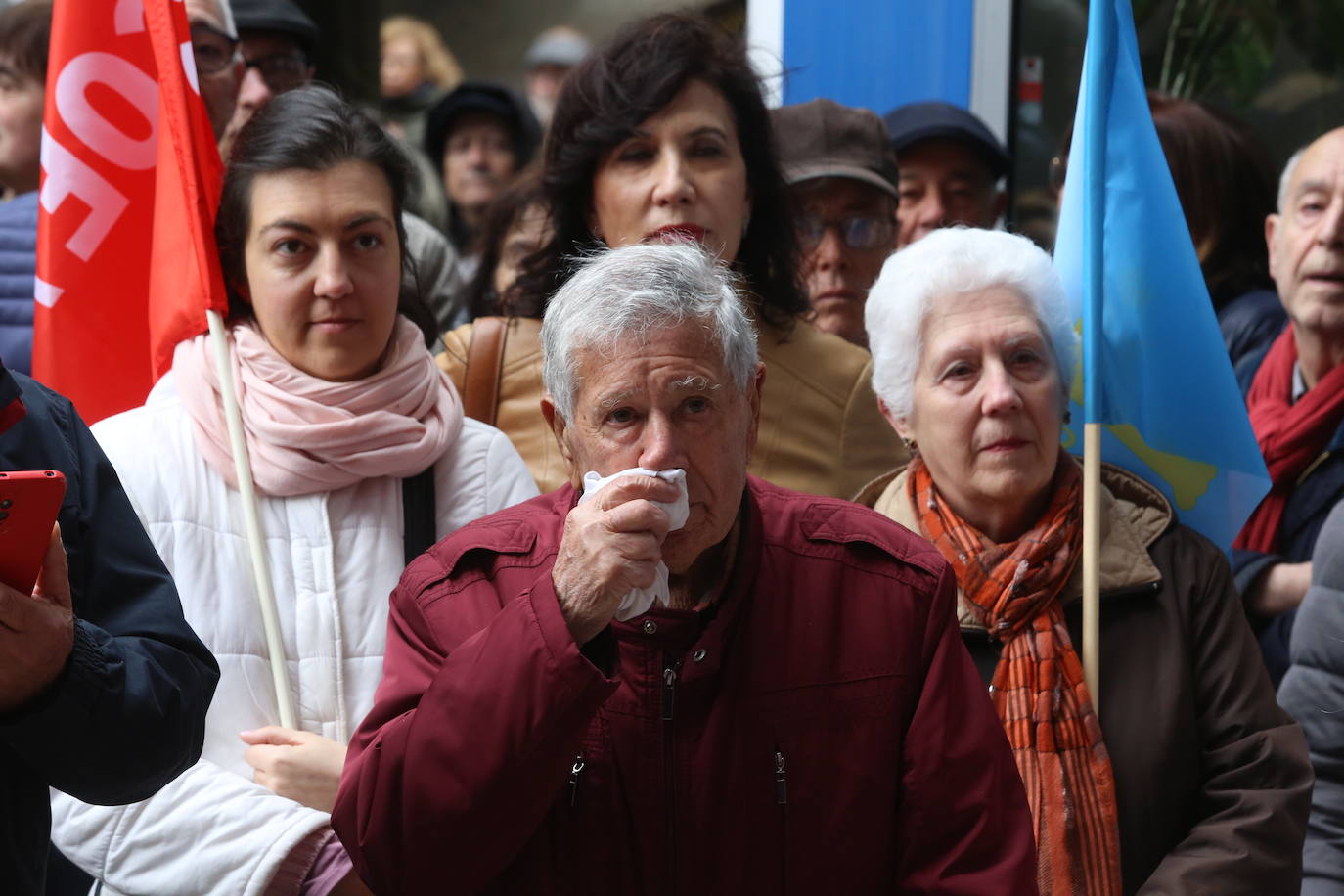 Concentración ante la sede de la FSA para «apoyar a nuestro legítimo presidente»