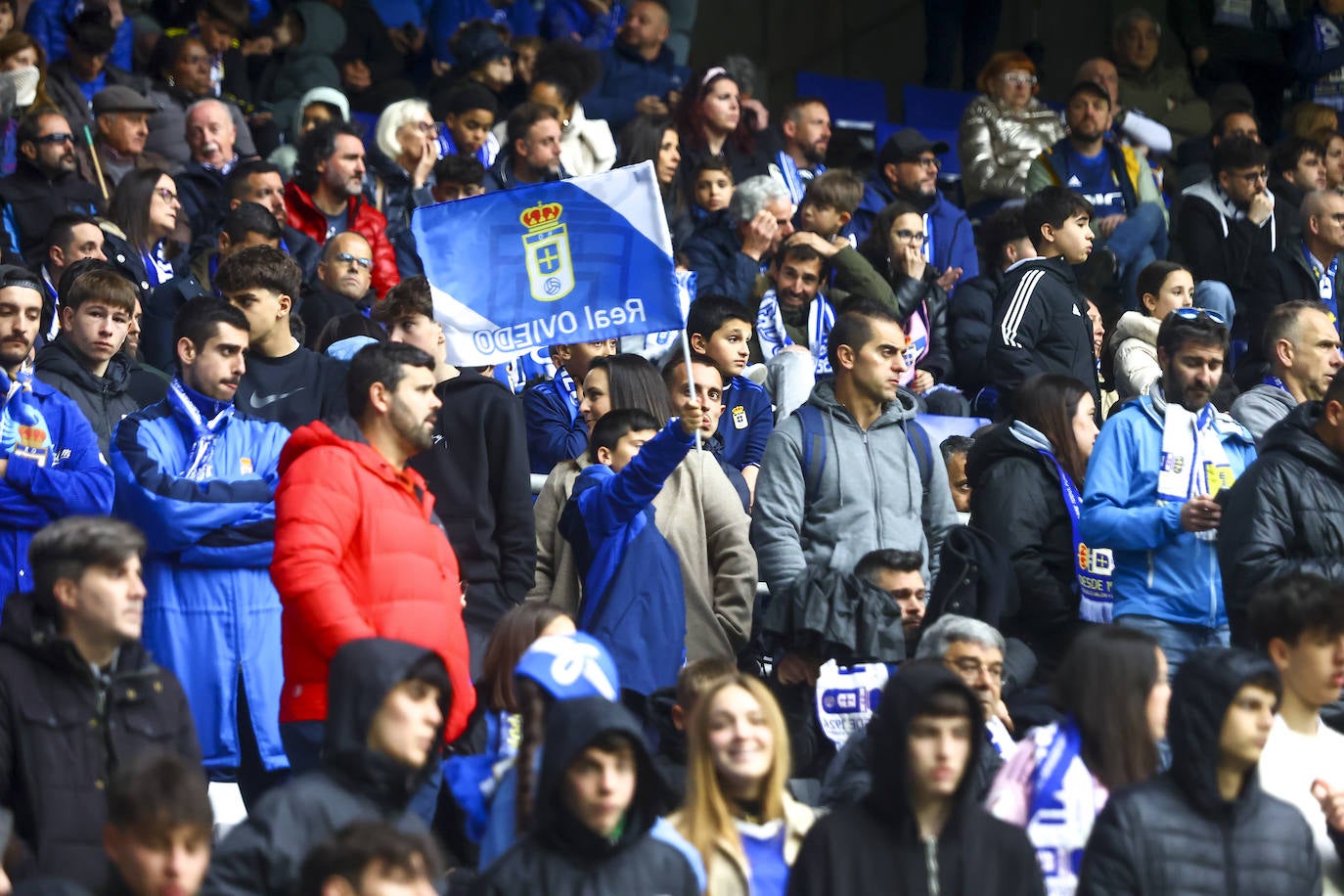 ¿Estuviste en el Real Oviedo - Tenerife? ¡Búscate!