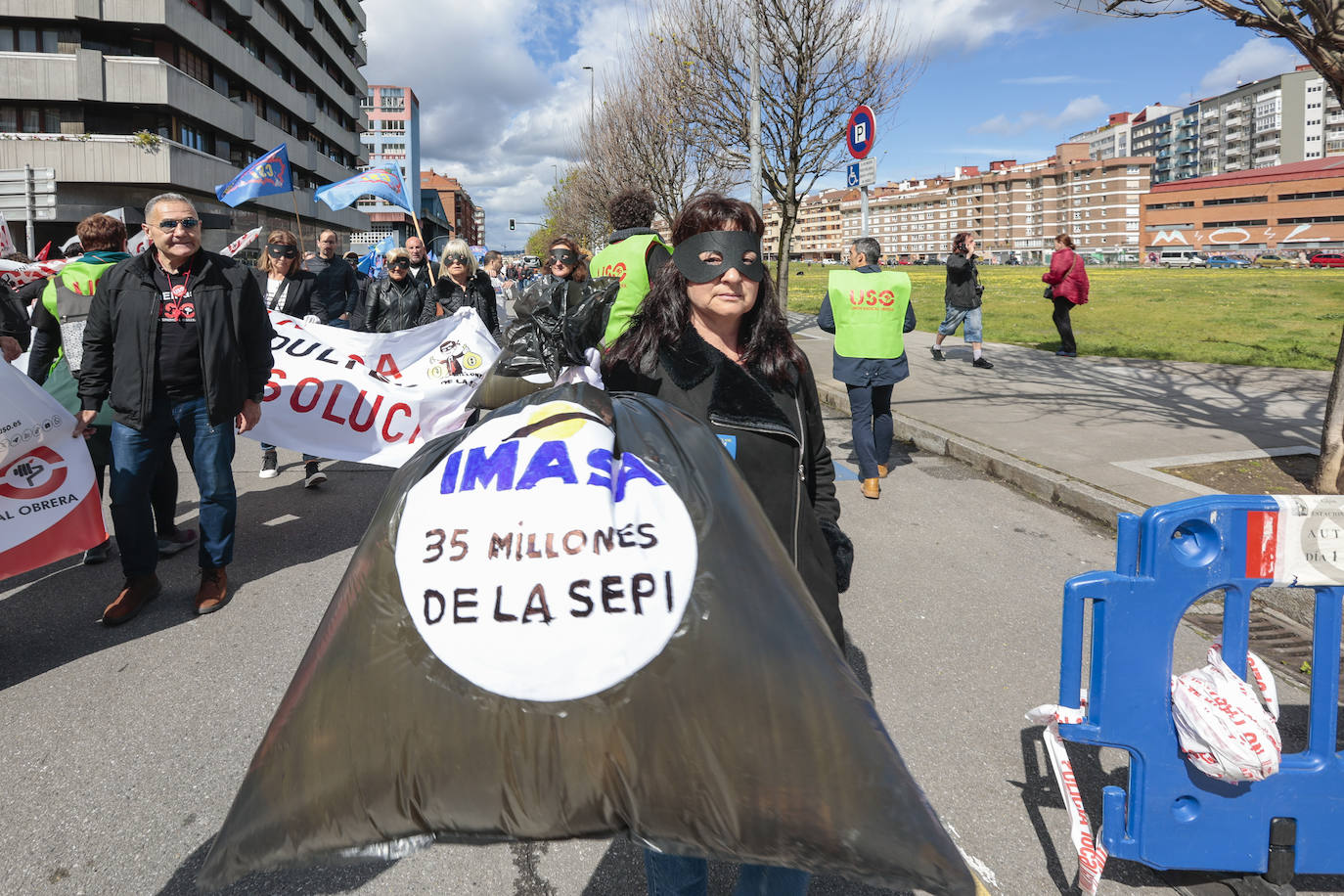 Así fueron las manifestaciones en Gijón de USO y los sindicatos minoritarios