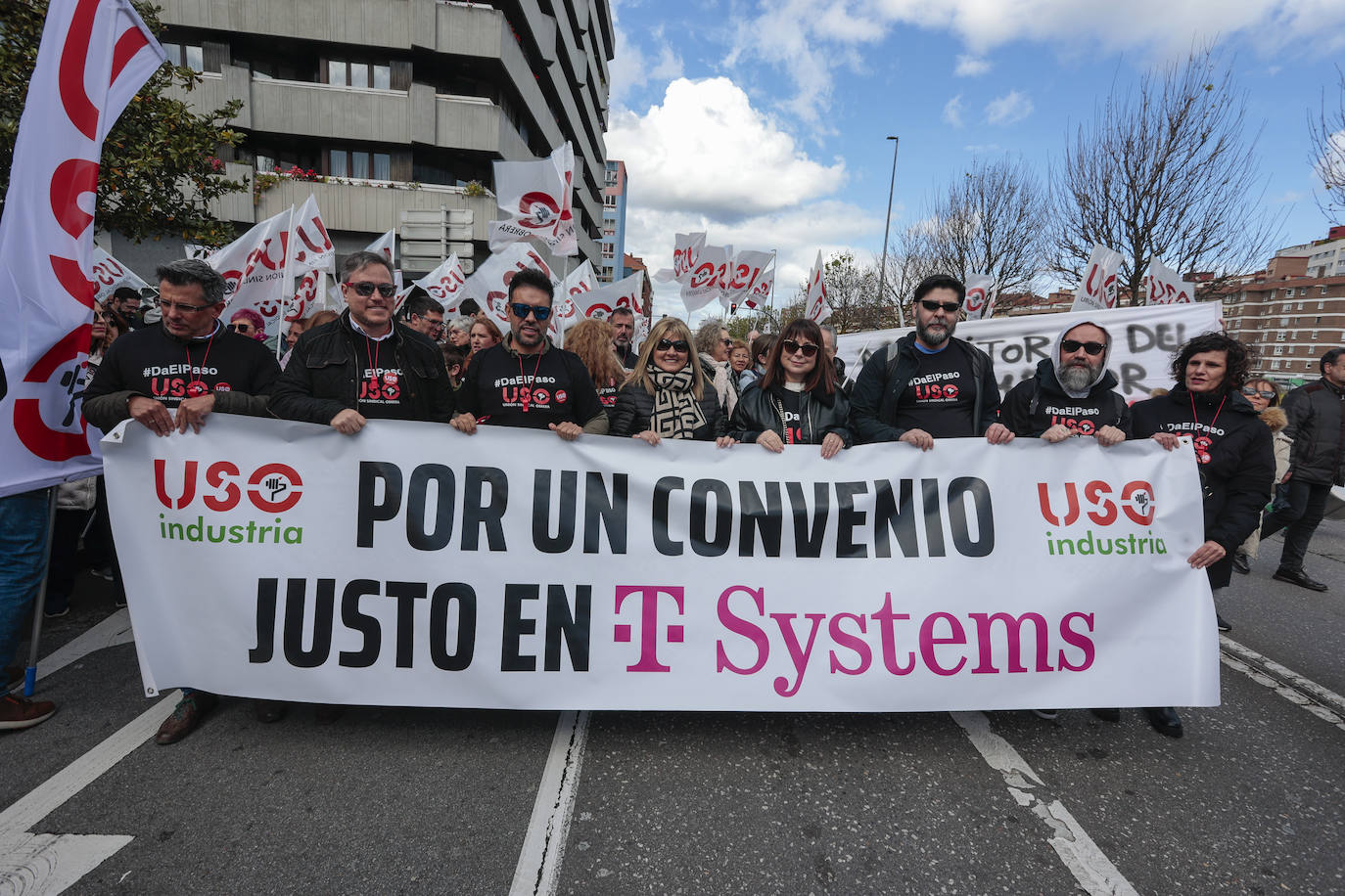 Así fueron las manifestaciones en Gijón de USO y los sindicatos minoritarios