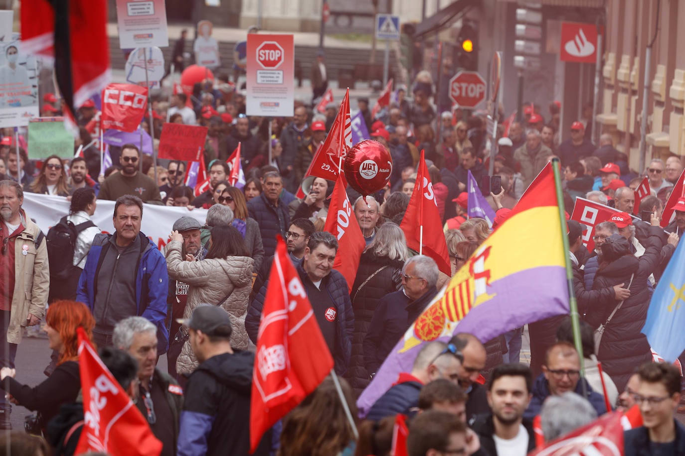 Los sindicatos asturianos, a la calle en Langreo para «reivindicar lo que es justo»