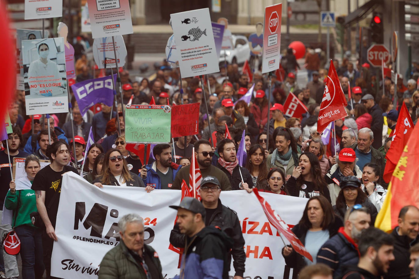 Los sindicatos asturianos, a la calle en Langreo para «reivindicar lo que es justo»