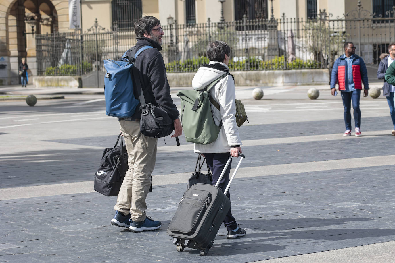 Los turistas eligen Gijón en el puente de mayo