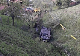 Accidente de tráfico en la localidad de Norón, Tineo