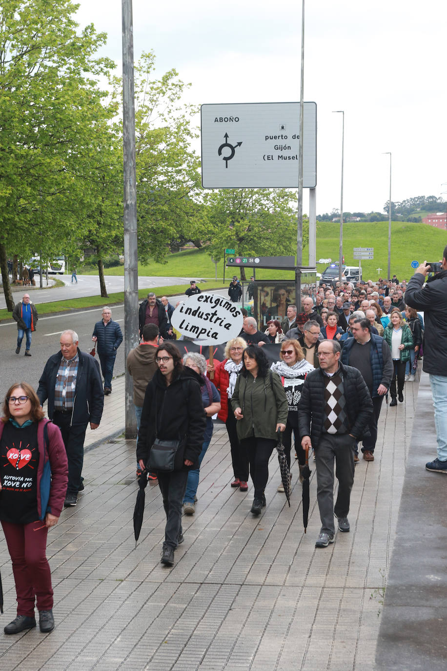 Los vecinos de la zona oeste: «No pararemos hasta que Gijón esté en el mapa de las infraestructuras del país»