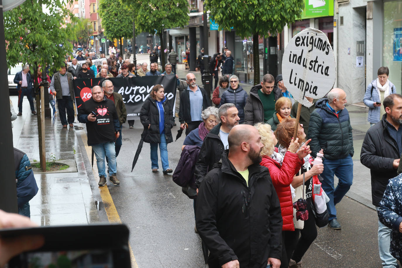 Los vecinos de la zona oeste: «No pararemos hasta que Gijón esté en el mapa de las infraestructuras del país»