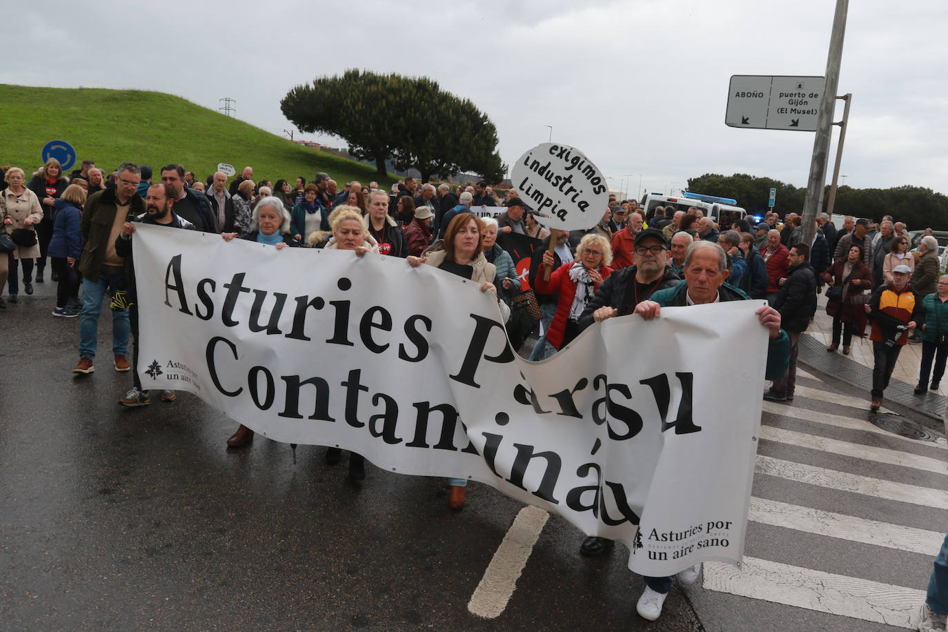 Los vecinos de la zona oeste: «No pararemos hasta que Gijón esté en el mapa de las infraestructuras del país»