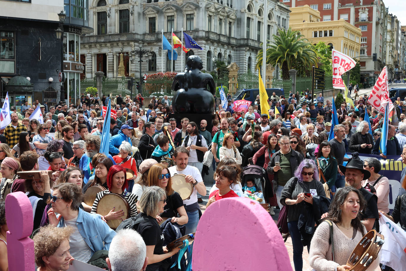 Las imágenes que deja la manifestación en Oviedo por la oficialidad del asturiano