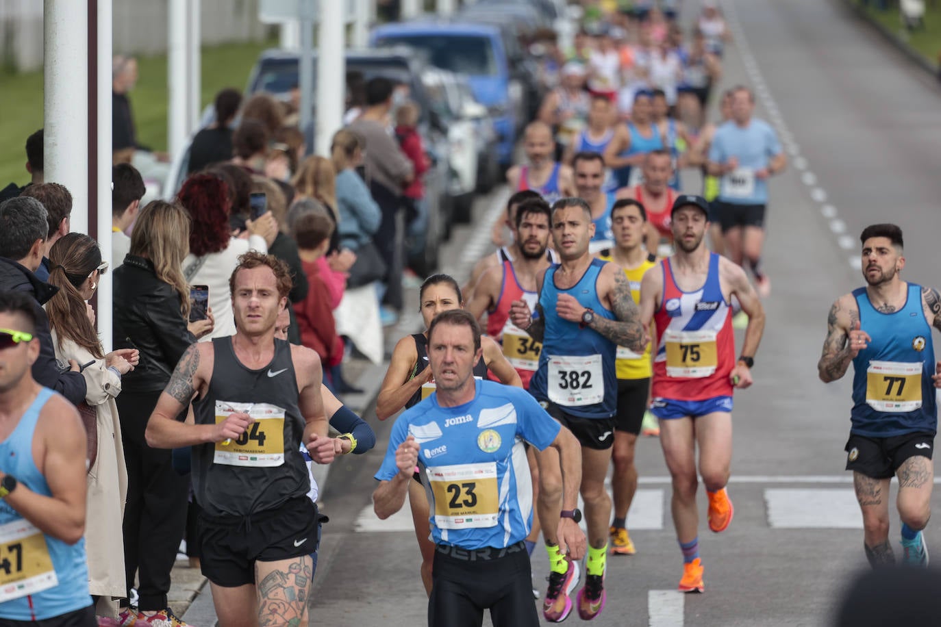 ¿Participaste en la Media Maratón de Gijón? ¡Búscate en las fotos! (2)