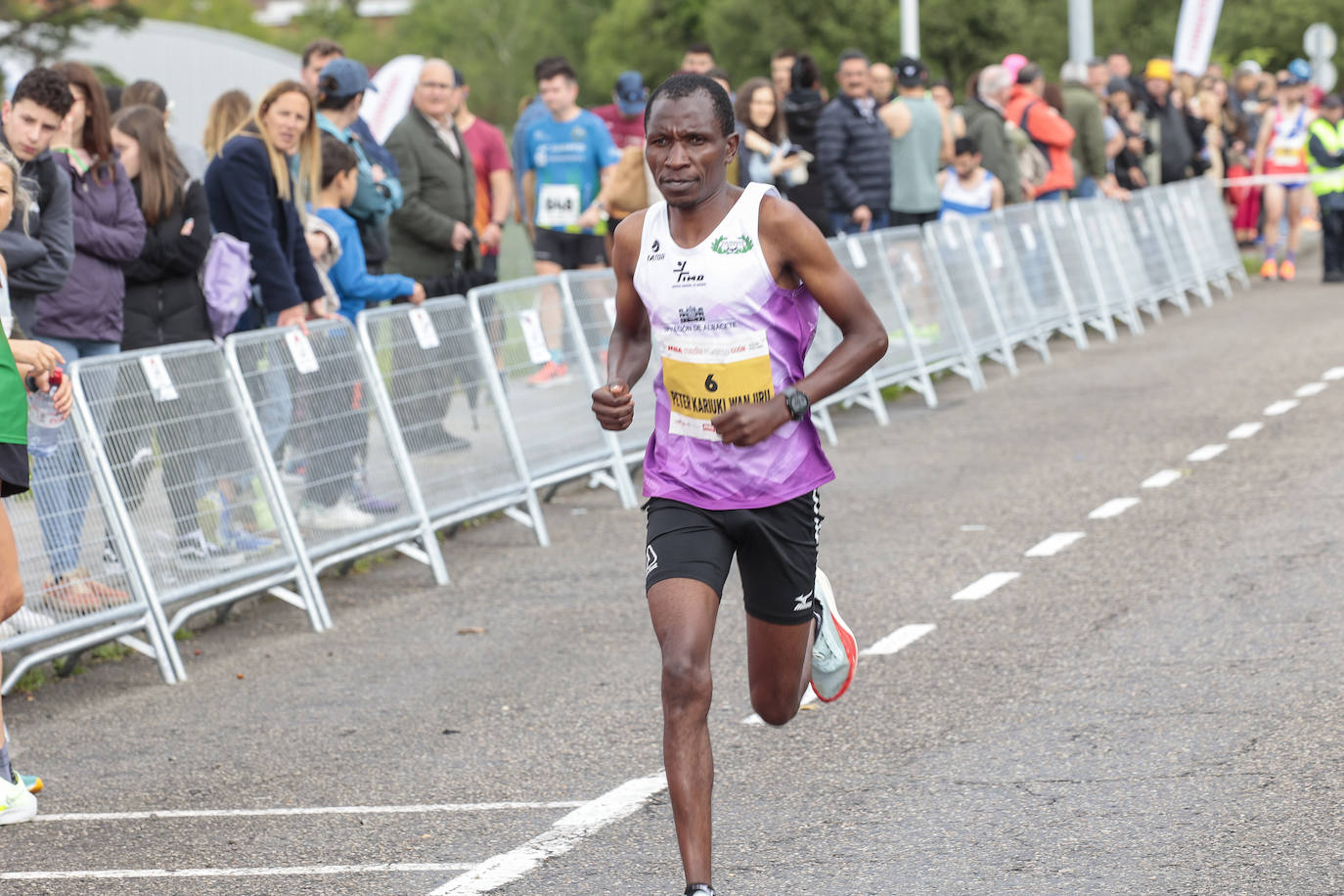 ¿Participaste en la Media Maratón de Gijón? ¡Búscate en las fotos! (1)