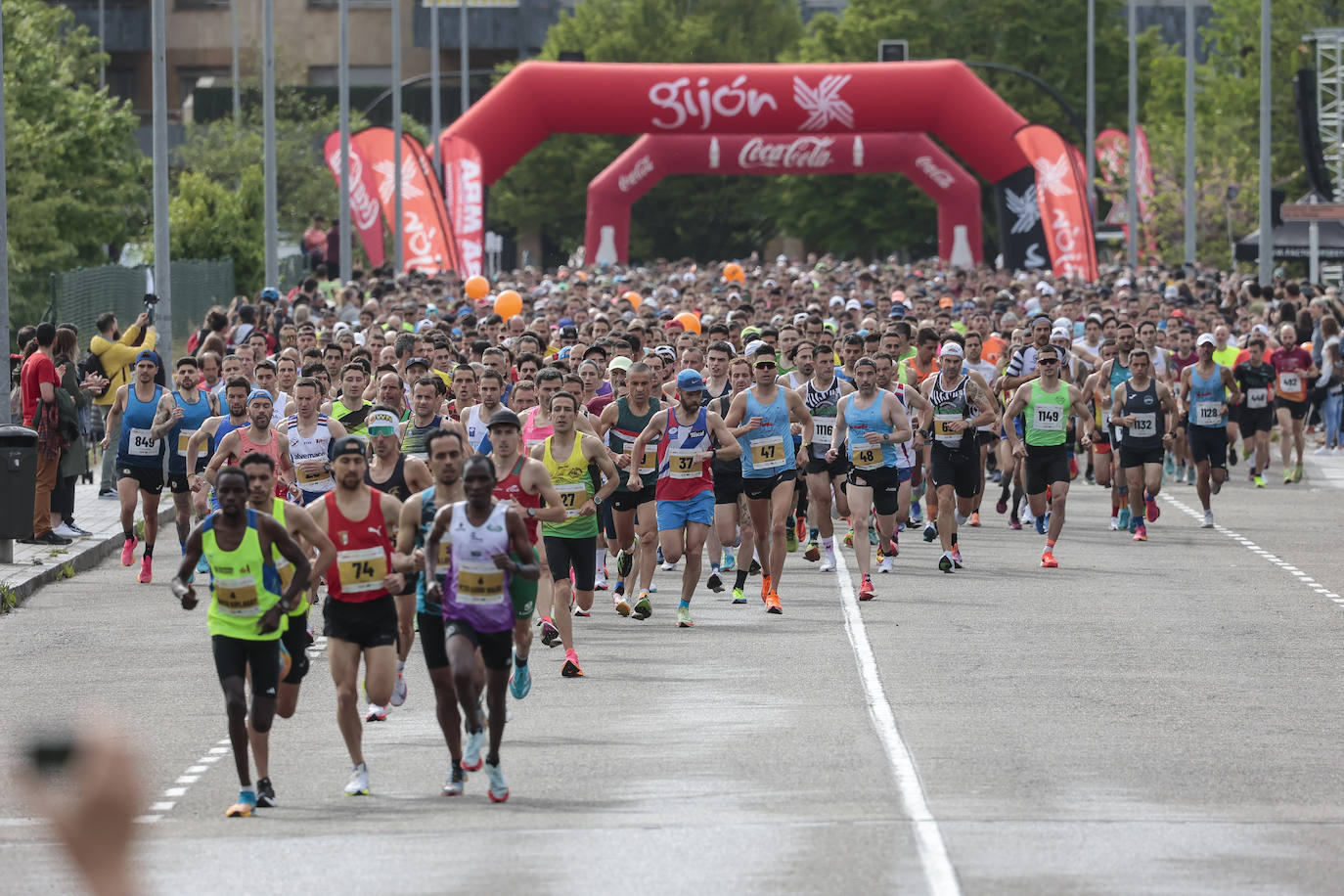 ¿Participaste en la Media Maratón de Gijón? ¡Búscate en las fotos! (1)