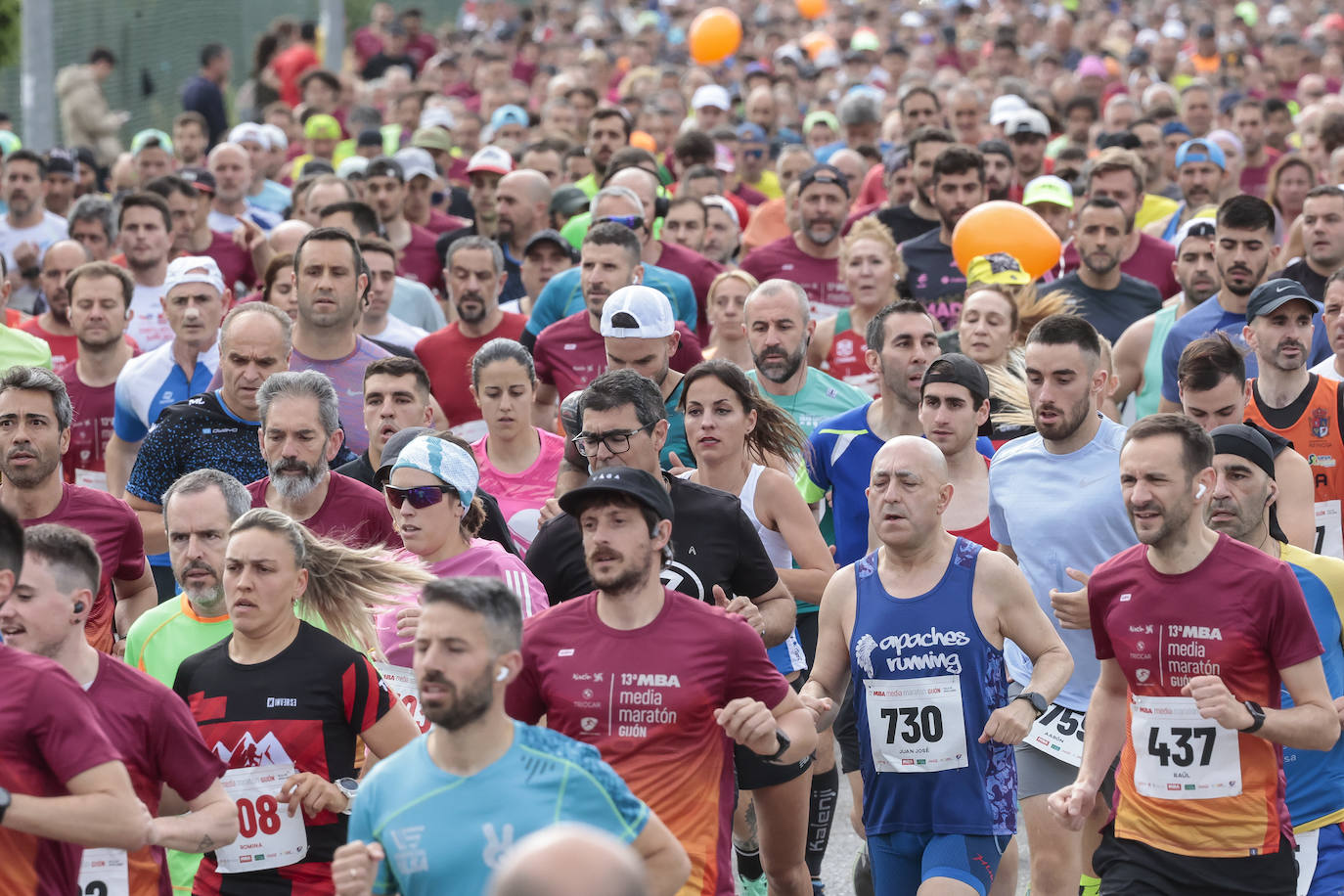 ¿Participaste en la Media Maratón de Gijón? ¡Búscate en las fotos! (1)